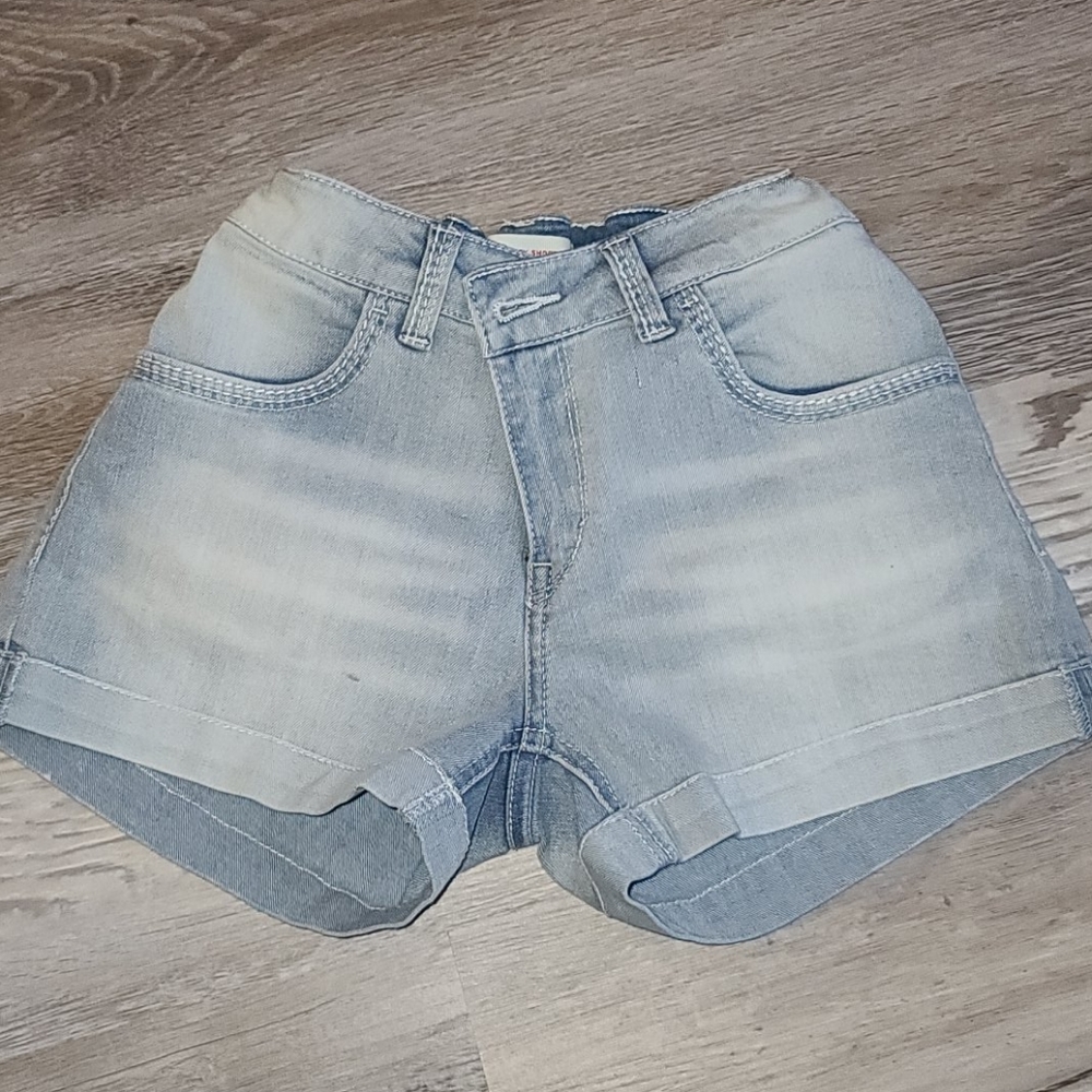 Girls cute shorts